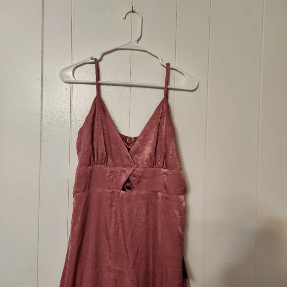 NWT Lulus Endless Elegance Rose Satin Sleeveless Maxi Dress Size XL Extra Large - Picture 4 of 6